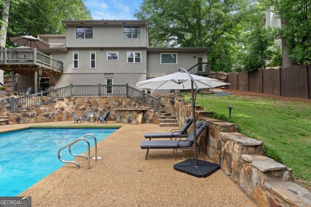 3699 Dunwoody Club Drive, Atlanta, GA 30350