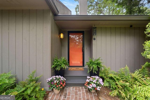 3699 Dunwoody Club Drive, Atlanta, GA 30350