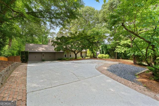 3699 Dunwoody Club Drive, Atlanta, GA 30350