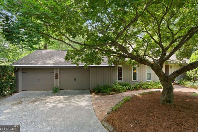 3699 Dunwoody Club Drive, Atlanta, GA 30350