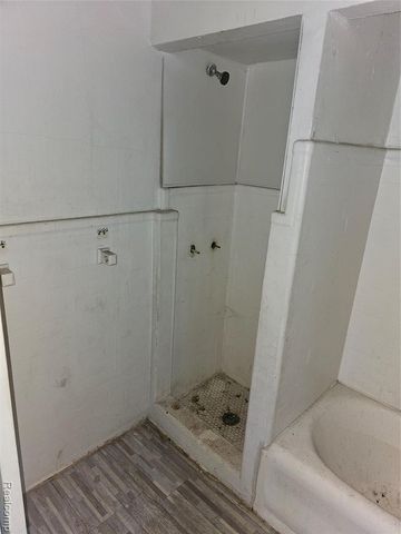 8086 Almont Street, Detroit, MI 48234