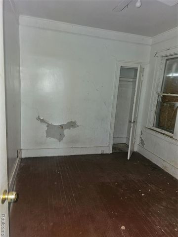 8086 Almont Street, Detroit, MI 48234