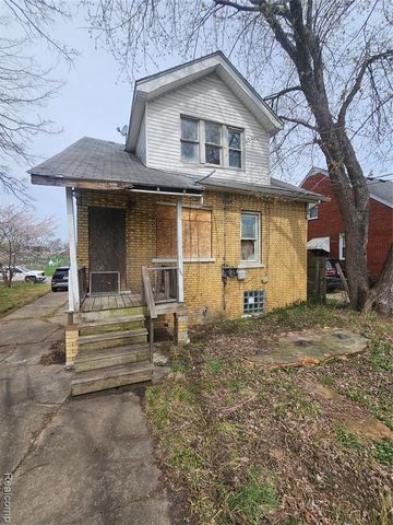 8086 Almont Street, Detroit, MI 48234