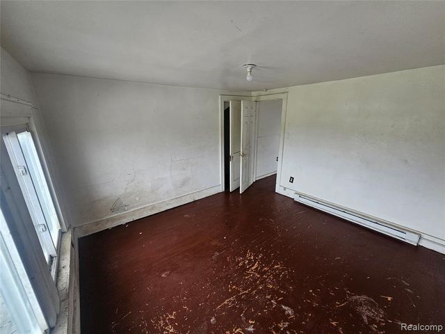 8086 Almont Street, Detroit, MI 48234