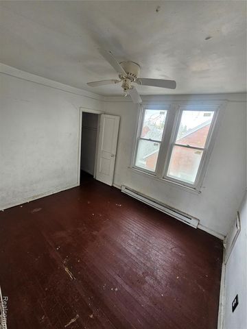 8086 Almont Street, Detroit, MI 48234
