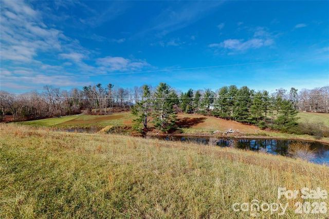 598 Miles View Road, Mills River, NC 28759