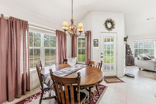 691 Bishop Road, Huntsville, TX 77320