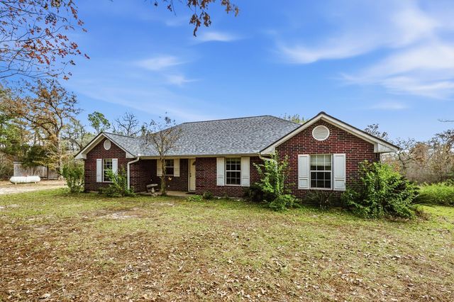 691 Bishop Road, Huntsville, TX 77320