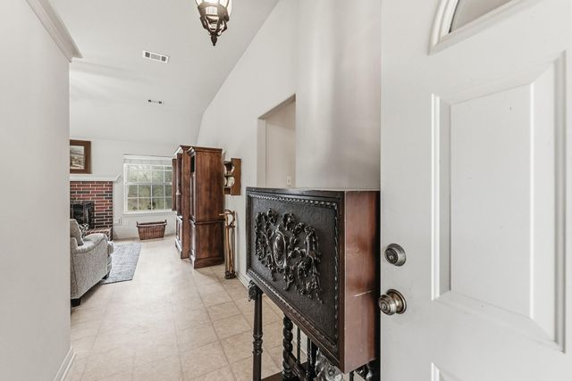 691 Bishop Road, Huntsville, TX 77320