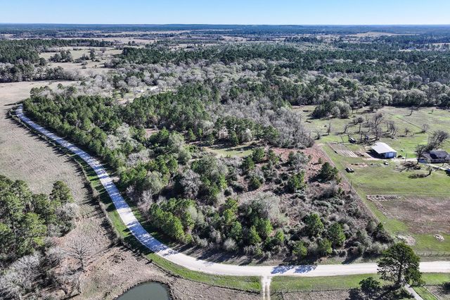 691 Bishop Road, Huntsville, TX 77320