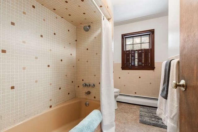 11 Ludlow Ave, Wakefield, MA 01880