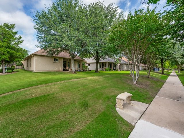 9513 Trailwood Drive, Denton, TX 76207