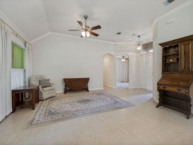 9513 Trailwood Drive, Denton, TX 76207