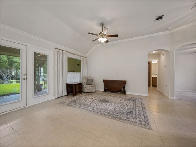 9513 Trailwood Drive, Denton, TX 76207