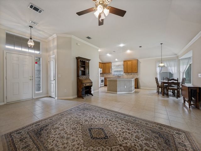 9513 Trailwood Drive, Denton, TX 76207