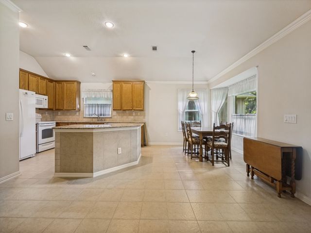 9513 Trailwood Drive, Denton, TX 76207
