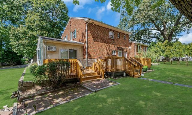 221 Harrison Avenue, Oakhurst, NJ 07755