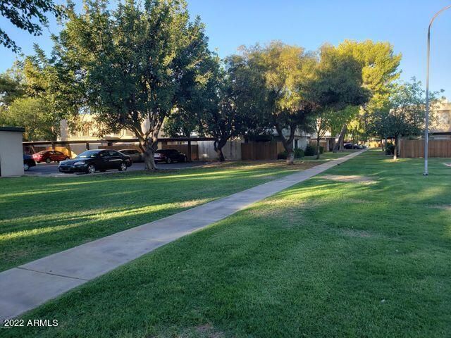 6066 W GOLDEN Lane, Glendale, AZ 85302