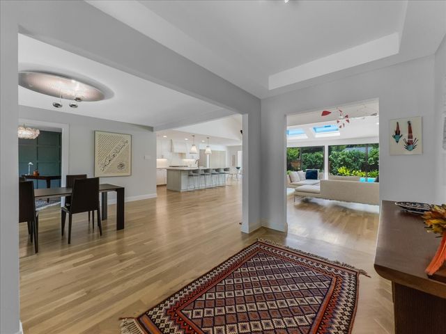 7049 Gateridge Drive, Dallas, TX 75254