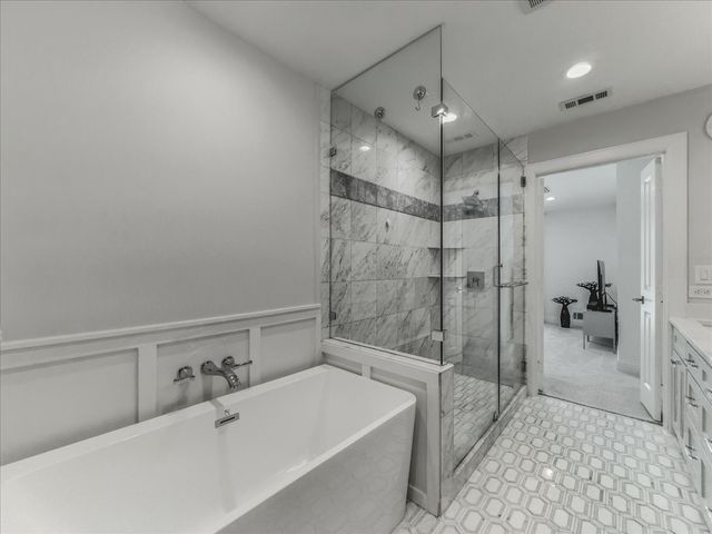 7049 Gateridge Drive, Dallas, TX 75254