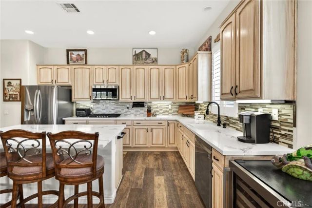 1710 Reyes, Beaumont, CA 92223