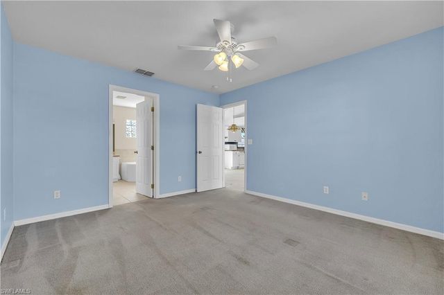 916 NE 4th PL, Cape Coral, FL 33909