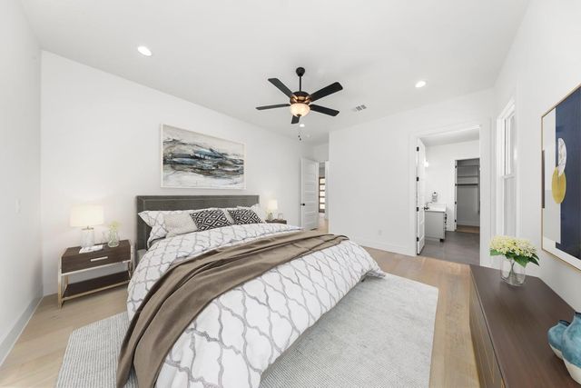 102 Mountain Home RD, Horseshoe Bay, TX 78657