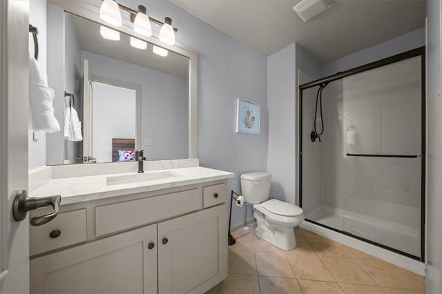 9914 Woodstock Street, Lenexa, KS 66220