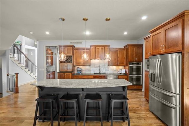 9914 Woodstock Street, Lenexa, KS 66220
