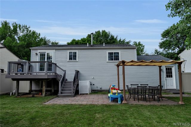 56 Greengage Circle, Amherst, NY 14051
