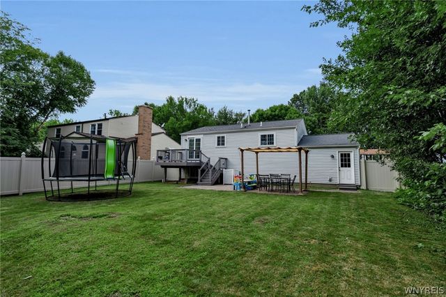 56 Greengage Circle, Amherst, NY 14051