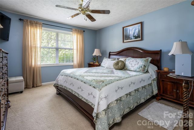 40 Meadow Drive, Horse Shoe, NC 28742
