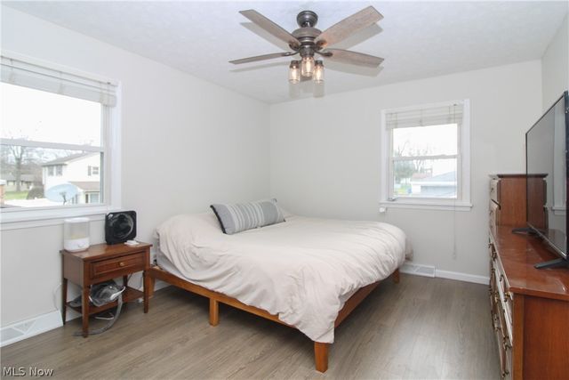 1913 Cloverbrook Drive, Mineral Ridge, OH 44440