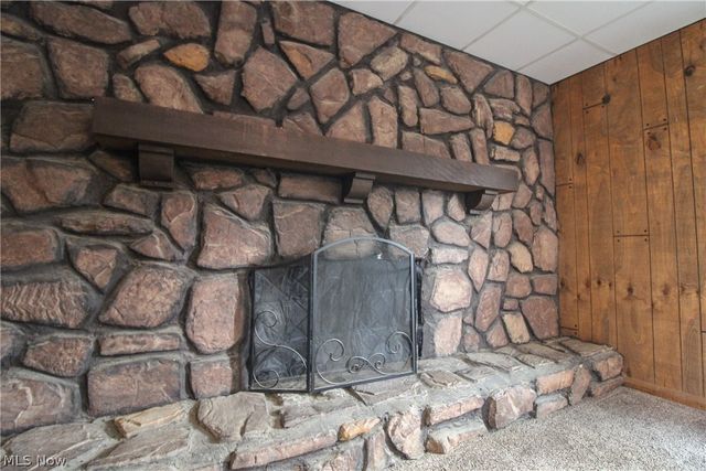 1913 Cloverbrook Drive, Mineral Ridge, OH 44440