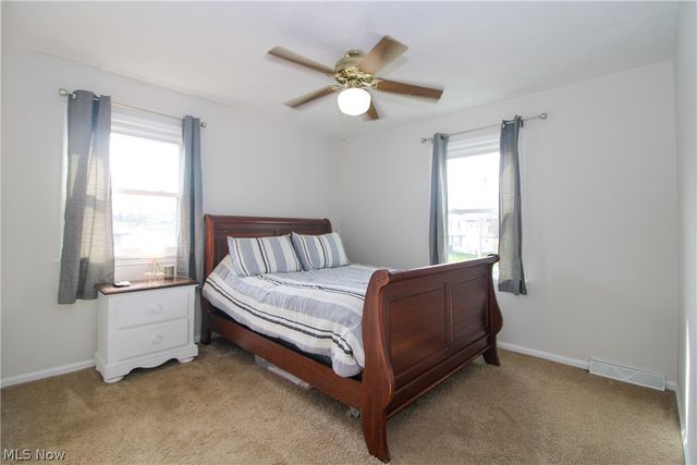 1913 Cloverbrook Drive, Mineral Ridge, OH 44440