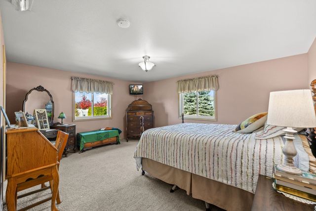 9604 W 72nd Ave, Cheney, WA 99004