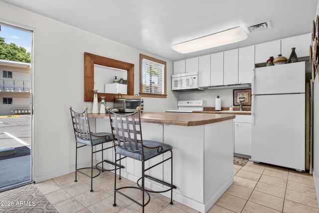 6125 E INDIAN SCHOOL Road 153, Scottsdale, AZ 85251