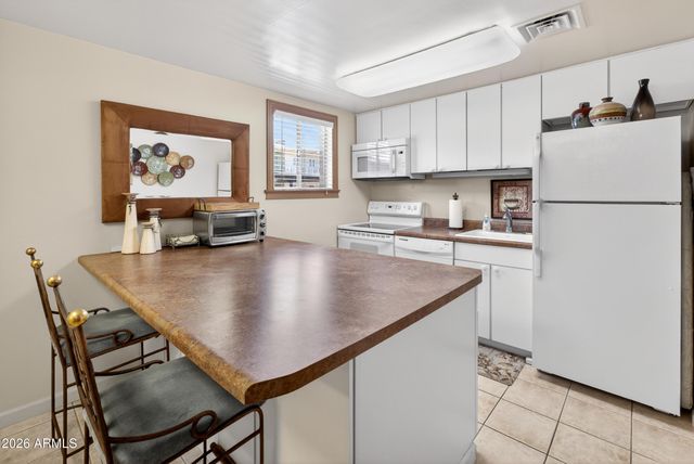 6125 E INDIAN SCHOOL Road 153, Scottsdale, AZ 85251