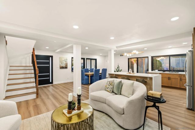 4703 Helix Glen Dr, La Mesa, CA 91941