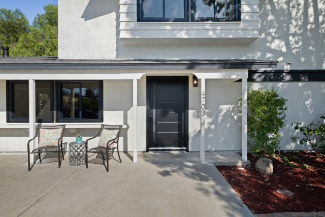 4703 Helix Glen Dr, La Mesa, CA 91941