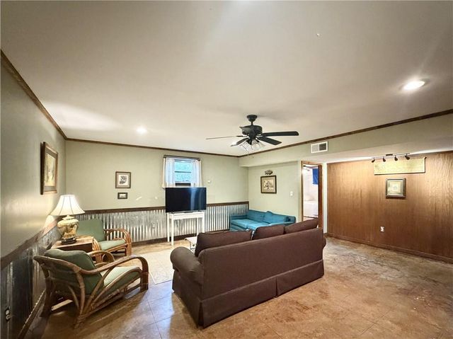 559 Brawood Drive, Mobile, AL 36608