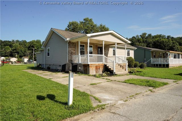 101 Pinehurst Drive, Tornado, WV 25202