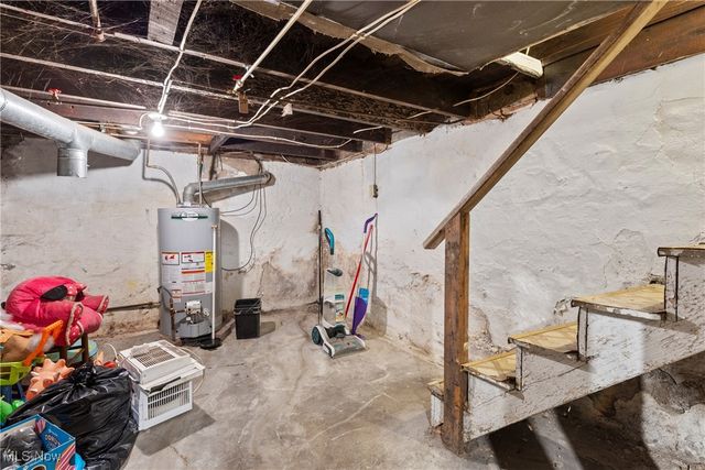 56065 National Road, Bridgeport, OH 43912