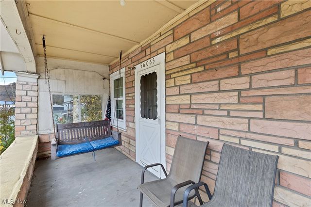 56065 National Road, Bridgeport, OH 43912