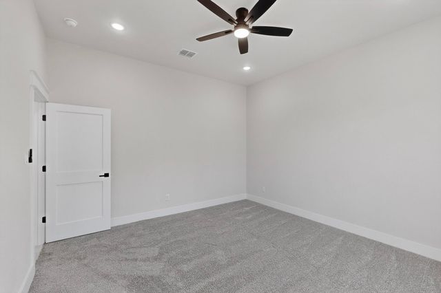 1161 Gonzollas Road, Springtown, TX 76082