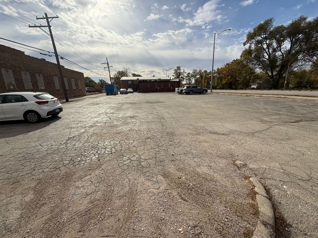 320 S Chicago Street, Joliet, IL 60436