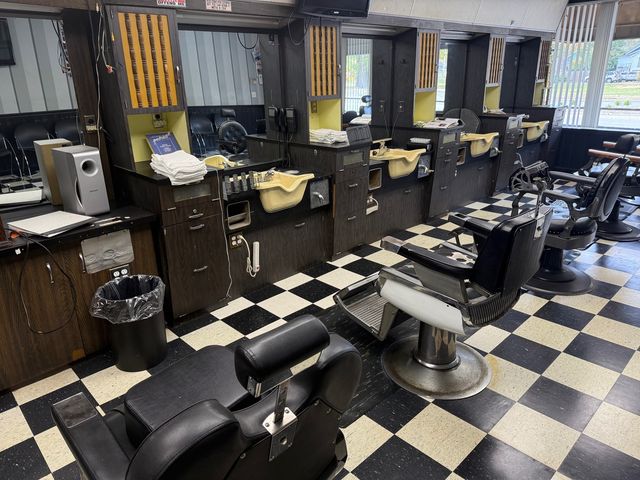 320 S Chicago Street, Joliet, IL 60436