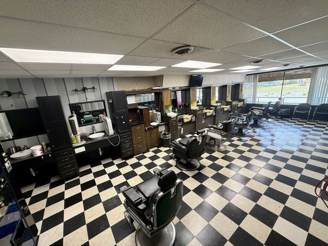 320 S Chicago Street, Joliet, IL 60436