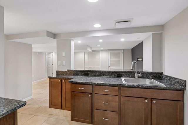 3350 Xerxes Avenue N, Minneapolis, MN 55412