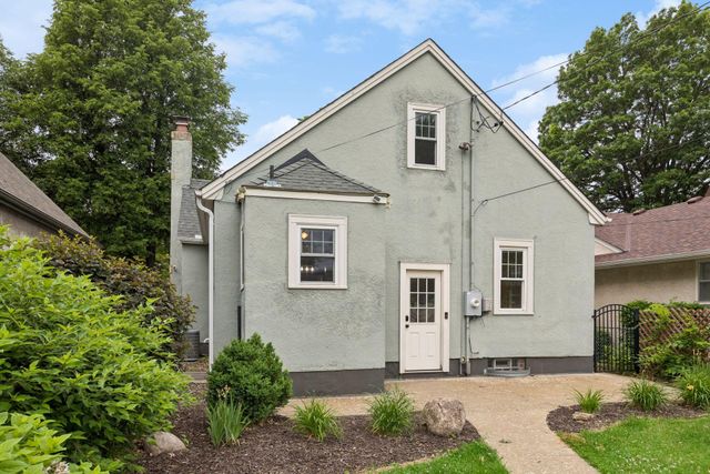 3350 Xerxes Avenue N, Minneapolis, MN 55412